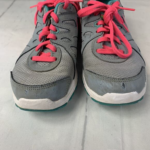 Nike Kids Revolution‎ Low Top Sneaker Running Shoe Lace Up Athletic Grey Pink 5 - Picture 5 of 7
